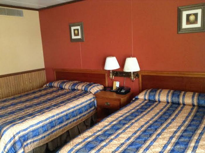 Village Inn Motel (Cum Laude Motel) - Web Listing